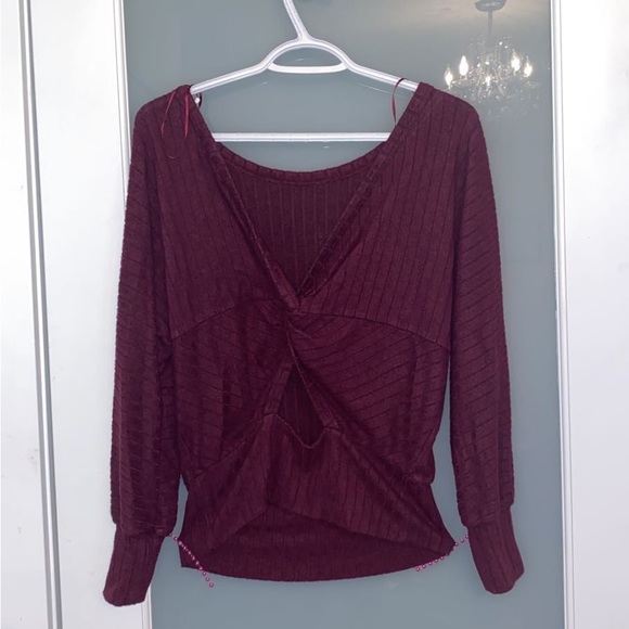 Lush V-neck Longsleeve Maroon/Burgandy - Picture 1 of 3
